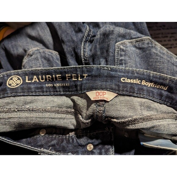 Laurie Felt Size 00P Classic Boyfriend Blue Jeans - Picture 3 of 6